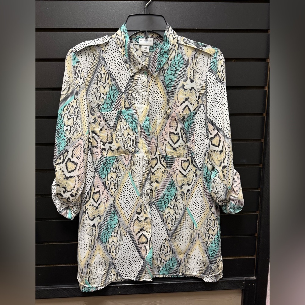 Jaclyn Smith Snakeskin & Geometric Print Blouse – Size Small